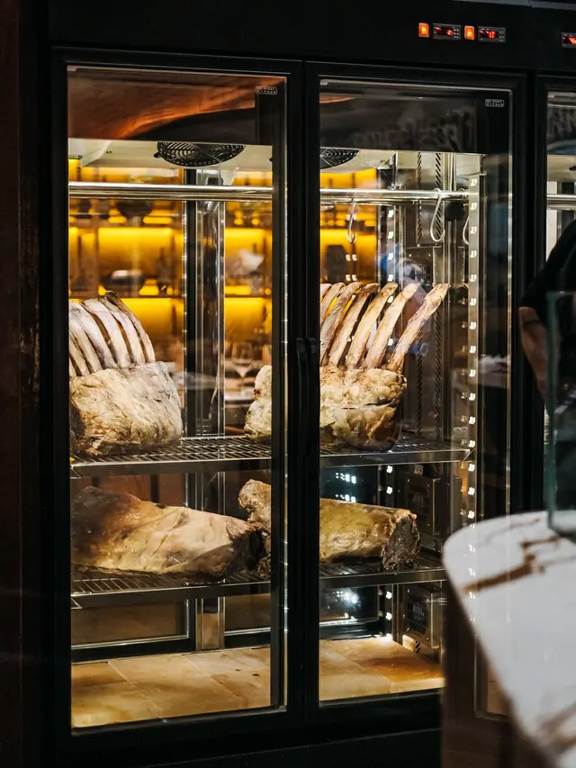 Kilo Jakarta tawarkan konsep fun dining untuk makan daging hingga seafood