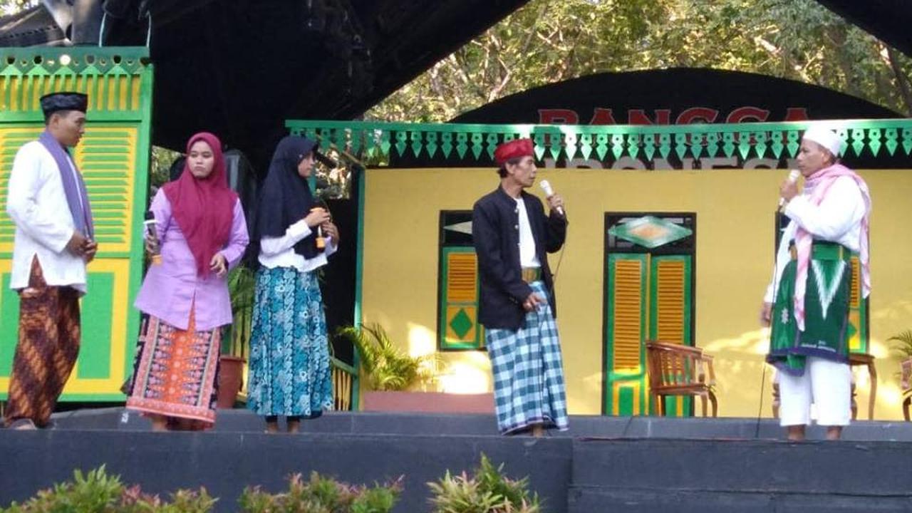 Menyambut ulang tahun Jakarta, Ancol menggelar Kampung Betawi Festival di Pasar Seni Ancol.
