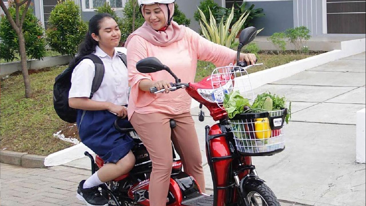 2. Sepeda Listrik Selis