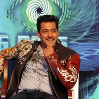 Aktor Bollywood Salman Khan telah meraih pencapaian baru seperti film terbarunya yang bertajuk ‘Prem Ratan Dhan Payo’ (PRDP) sukses memecahkan memecahkan sejumlah rekor box office. (Bintang/EPA)