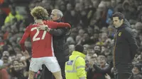 Jose Mourinho Ungkap Makna Pelukan Marouane Fellaini