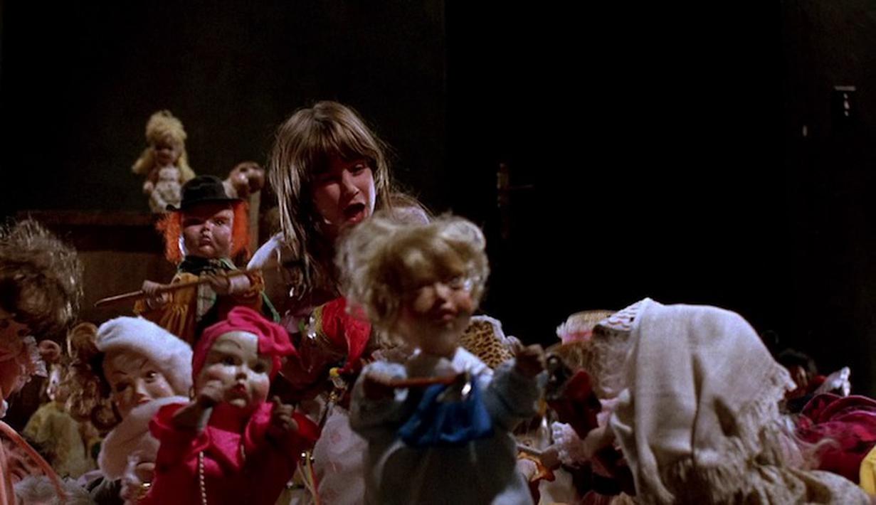 Dari Annabelle  Hingga Chucky Inilah 9 Boneka  Terseram 