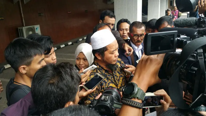 Tim advokasi GNPF MUI Dedy Suhardadi di sidang Ahok.