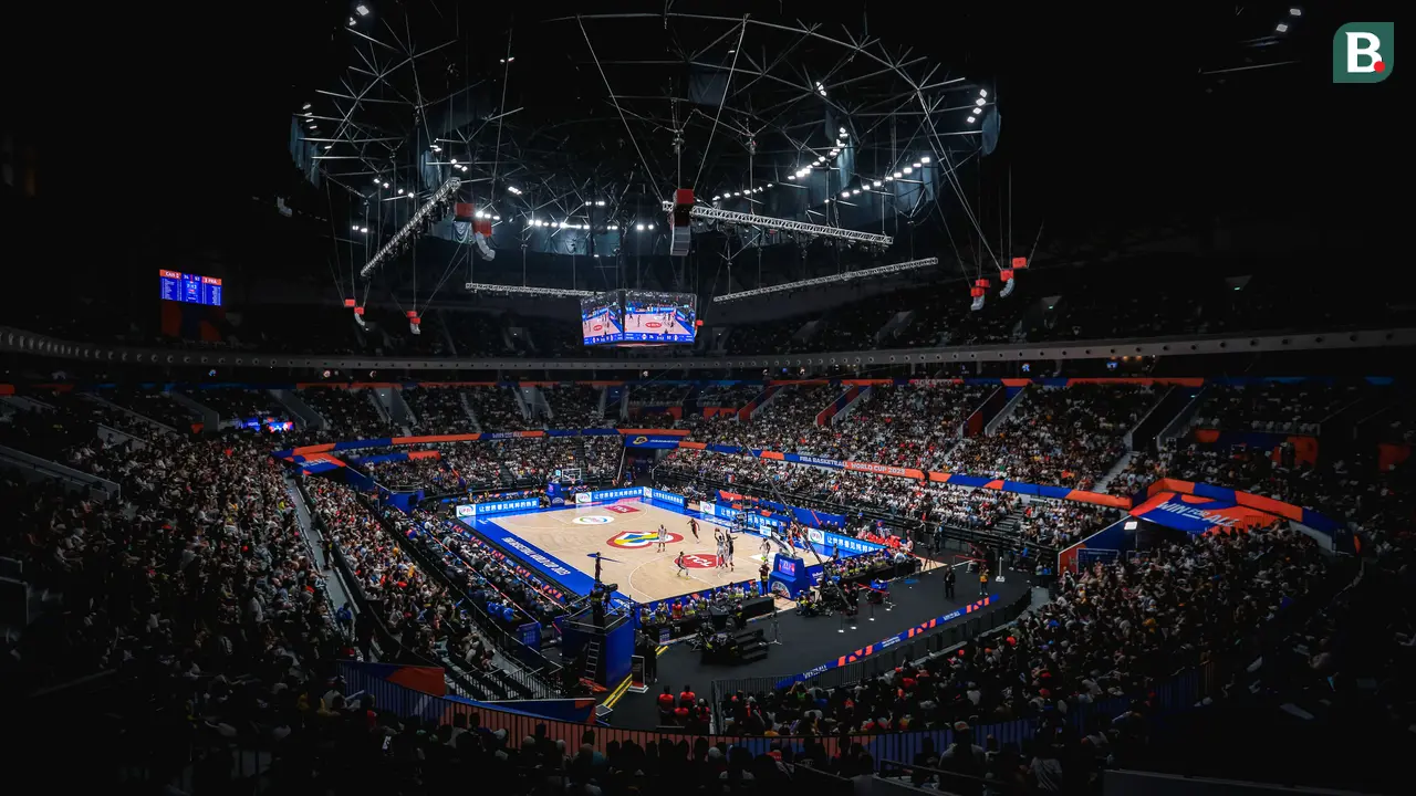 Foto: Indonesia Arena Bergemuruh! Laga Kanada Vs Prancis di Piala Dunia FIBA 2023 Berlangsung Sengit