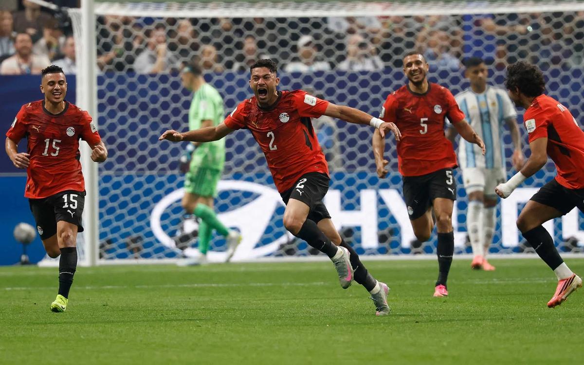 FOTO: Ketinggalan Dua Gol,  Argentina Cetak Remontada Dramatis