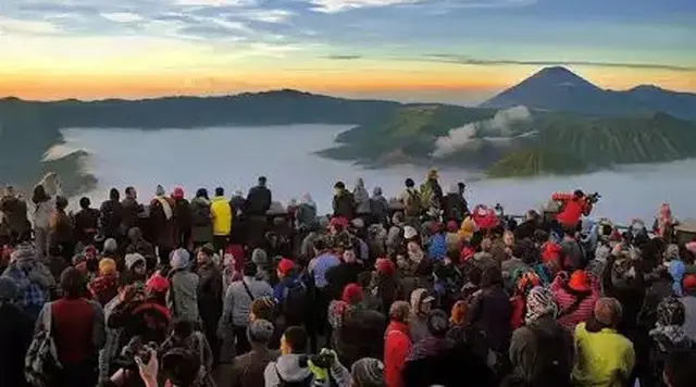 Akses Penanjakan Bromo Dibuka Lagi Pascakebakaran, Simak Aturan dan Kuotanya