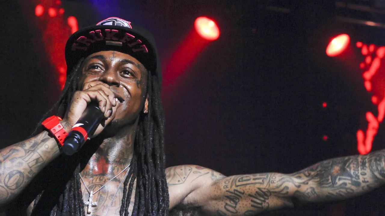 Pensiun, 'The Carter V' Jadi Kado Terakhir dari Lil Wayne