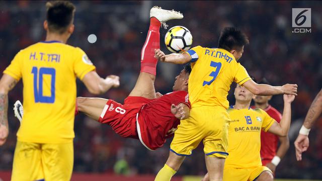 Gol Addison Alves Antar Persija Hempaskan Song Lam Nghe An