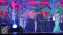 Gubernur DKI Jakarta, Basuki Tjahaja Purnama berpantun  di panggung Move On Party 2016 di panggung Move On Party 2016 di Pantai Carnaval Ancol, Jakarta, Kamis (31/12/2015). (Liputan6.com/Herman Zakharia)