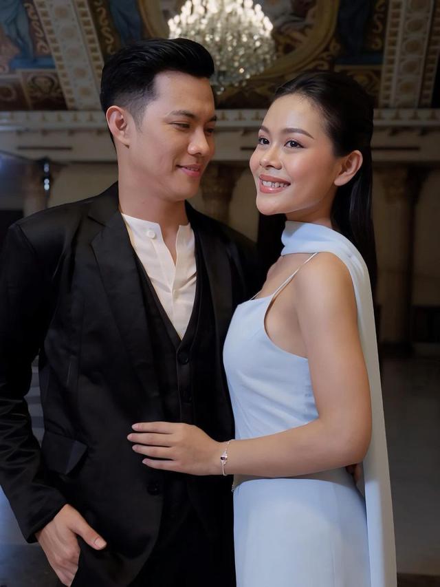 6 Potret Kebersamaan Melly Lee dan Tama Kim, Sudah 4 Tahun Pacaran