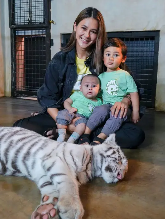 Kiano dan Kenzo anak Baim Wong (Instagram/baimwong)