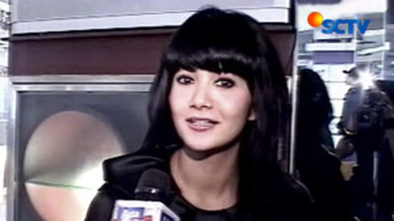 ag080501krisdayanti-lg.jpg