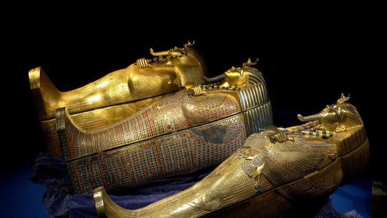 Peti emas Firaun Tutankhamun