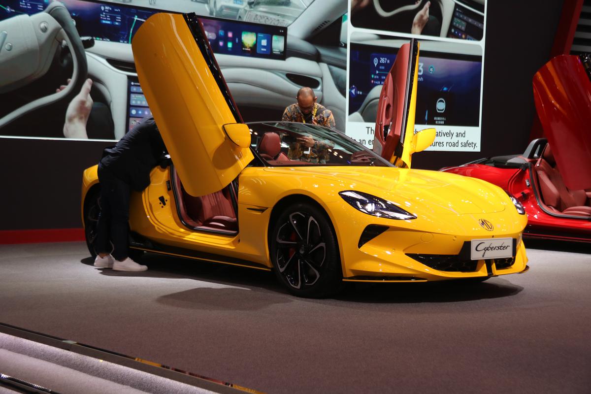 Mobil Sport Listrik MG Cyberster Sudah Terjual 50 Unit, Oktober Mulai Kirim ke Konsumen