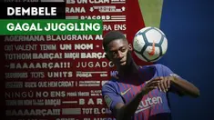 Ousmane Dembele harus menanggung malu saat gagal juggling saat perkenalan dirinya di Camp Nou, Senin (28/8/2017)