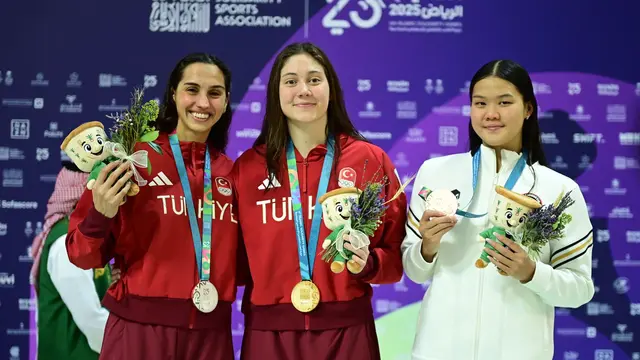 Renang Sumbang Emas untuk Indonesia di Islamic Solidarity Games 2025 Lewat Adellia