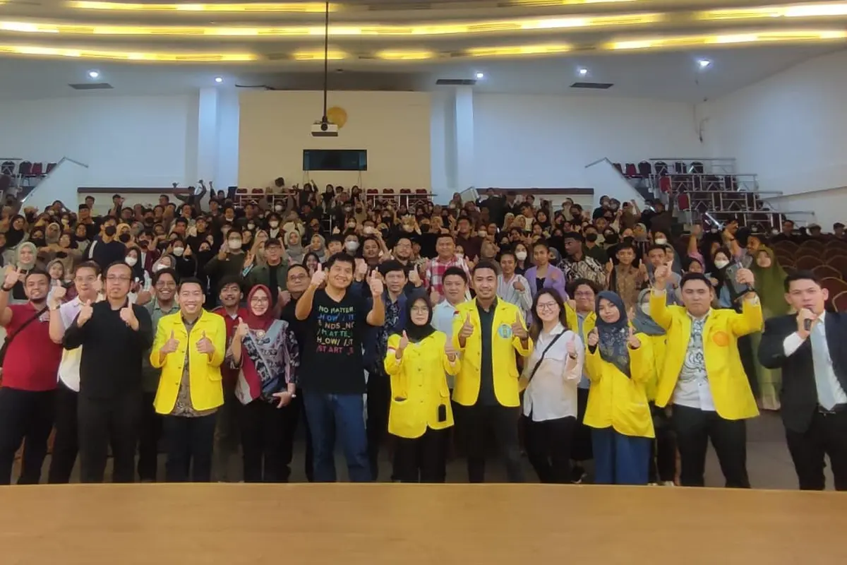 Tokoh pemuda nasional sekaligus Politikus PDIP Maruarar Sirait