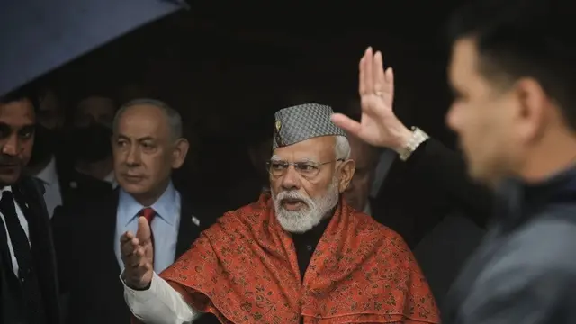 PM India Narendra Modi bersama PM Israel Benjamin Netanyahu saat mengunjungi Museum Peringatan Holocaust Yad Vashem di Yerusalem, Kamis, 26 Februari 2026.