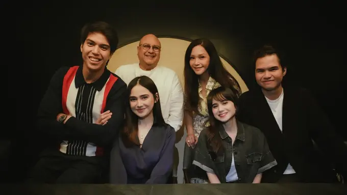 Maia Estianty saat dinner tahun baru bersama Syifa Hadju dan Tissa Biani. [@beril_photo]