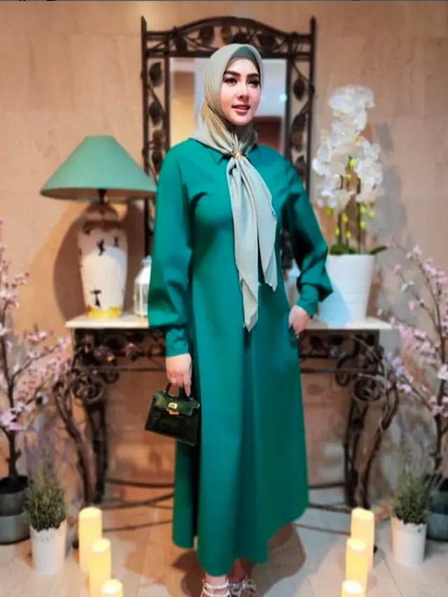 Potret penampilan terkini Syahrini
