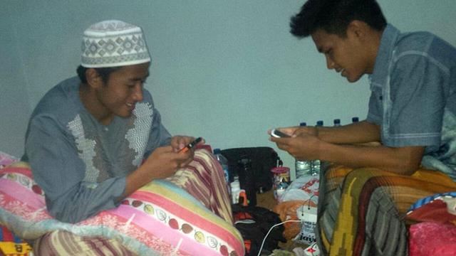 Bayu Gatra-Haniful Kariem