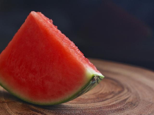 Manfaat Semangka untuk Kesehatan Kulit