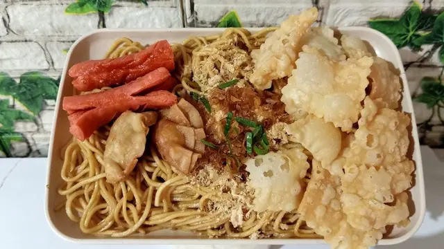 Berawal dari Gabut, Dian Eva Turrizqi Sukses Rintis Usaha Camilan dari Rumah