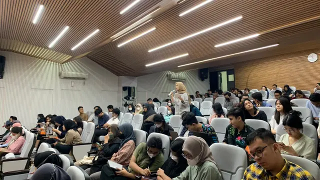 Kementerian Koordinator Bidang Perekonomian selaku focal point pada Jalur Sherpa Pertemuan G20 melaksanakan Kuliah Tamu di Universitas Diponegoro (Undip), Semarang pada Selasa (30/5/2023). (Dok Kemenko Perekonomian)