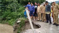 Nestapa Petani di Bone Bolango, Padi Baru Ditanam Tandas Direndam Banjir