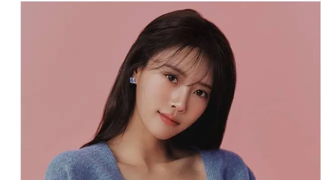 Lee Mi Joo eks Lovelyz yang tengah pacaran dengan atlet sepakbola.