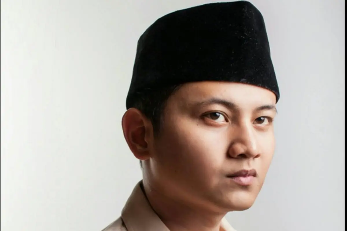 'Drop Out,' Mochamad Nur Arifin Sukses Jadi Wabup Termuda