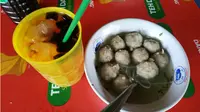 Bakso Pak Ndut Kediri, dijual 2 ribu per mangkok. (Liputan6.com/Dian Kurniawan)