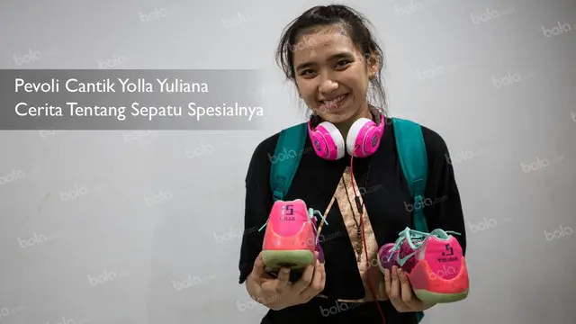 Pevoli cantik Yolla Yuliana memiliki sepatu kesayangan berwarna pink yang setia menemaninya saat bertanding. 