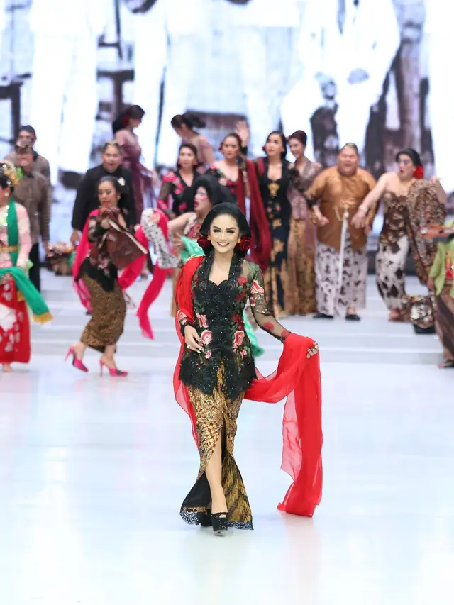 [Bintang] Anne Avantie