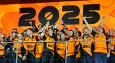 McLaren sukses mengunci gelar konstrukor Formula 1 setelah pembalap mereka, Lando Norris finis ketiga di GP Singapura 2025, Minggu (05/10/2025). (AP Photo/Vincent Thian)
