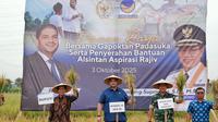 Anggota DPR RI dari Fraksi Partai Nasdem, Rajiv bersama Forkopimda Kabupaten Bandung mengikuti panen raya padi di lahan seluas 400 hektare kawasan Rancaekek, Kabupaten Bandung, Jawa Barat, Jumat 3 Oktober 2025 (Istimewa)