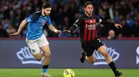 AC Milan membuat kejutan besar ketika dijamu pemuncak klasemen Napoli. I Rossoneri mencukur Napoli empat gol tanpa balas. (Alessandro Garofalo/LaPresse via AP)