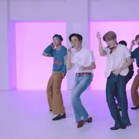 Fans bisa dengar suara vokal BTS saat tampilkan Dynamite secara live.