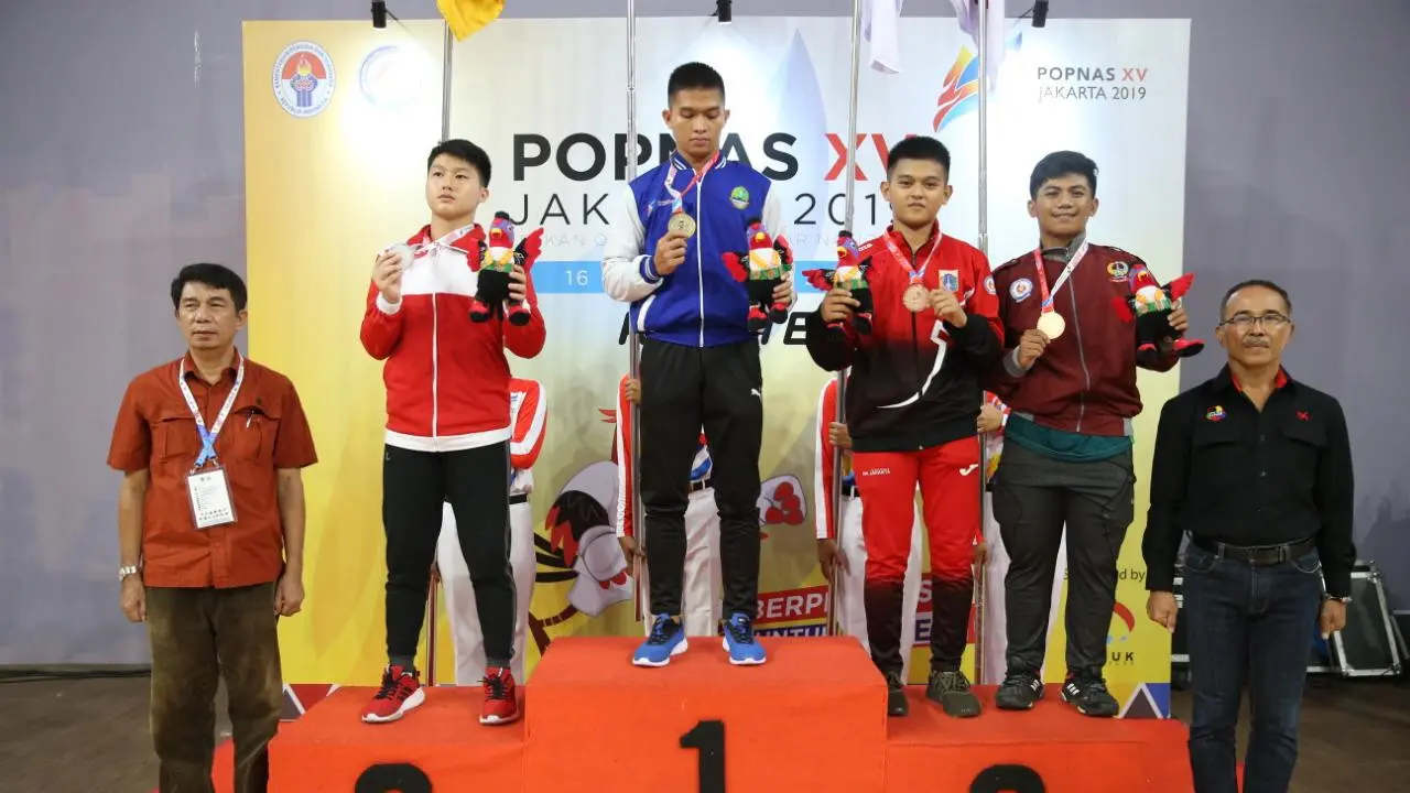 POPNAS 2019: Karate Sumbang Emas Pertama Kontingen Tim Jabar