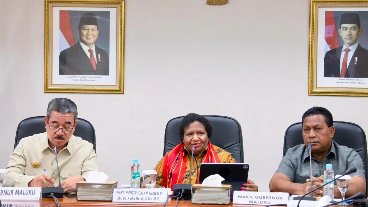 Genjot Pertumbuhan Ekonomi, Wamendagri Ribka Dorong Pemda Maluku Optimalkan Potensi Maritim