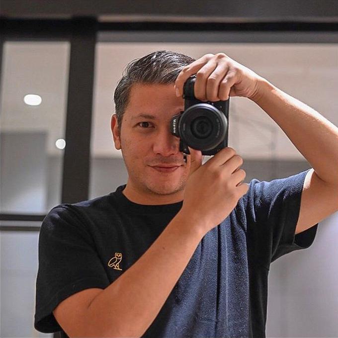 Alasan Gading Marten Lebih Senang Hunting Foto ke Luar Negeri - News & Entertainment Fimela.com