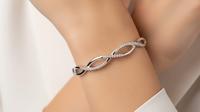 Gelang Emas Putih Kombinasi Batu Zircon Cocok untuk Daily Wear. Foto: Gemini