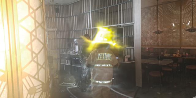 Mall Aeon Tanjung Barat Dikosongkan Sementara Usai Terbakar