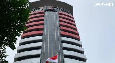 Banner Infografis Masa Jabatan Pimpinan KPK Jadi 5 Tahun. (Liputan6.com/Trieyasni)