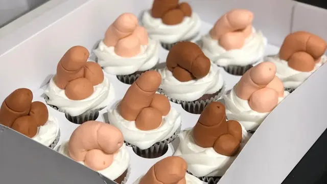 Wanita Mesir Ditangkap Polisi Akibat Buat Kue Berbentuk Penis