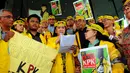 Salah satu perwakilan dari keluarga besar UI membacakan pernyataan sikap mendukung KPK saat aksi di KPK, Jakarta, Rabu (18/2/2015).(Liputan6.com/Faisal R Syam)