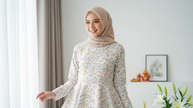 Model Atasan Lebaran 2026 Motif Floral Kecil  Biar Terlihat Fresh (AI)