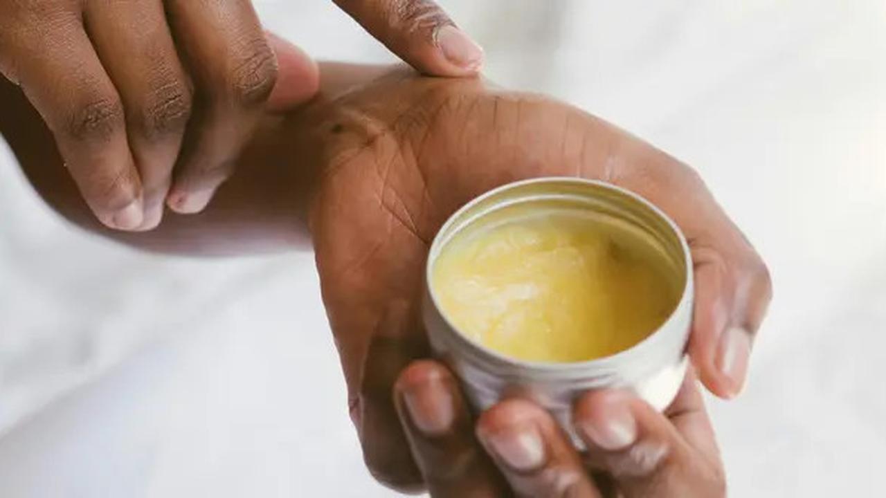7 Tanda Skincare yang Mengandung Merkuri, Bawa Hasil Singkat Hingga Miliki Warna Berkilau