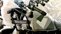 Royal Enfield edisi warna kamuflase (indianautosblog)