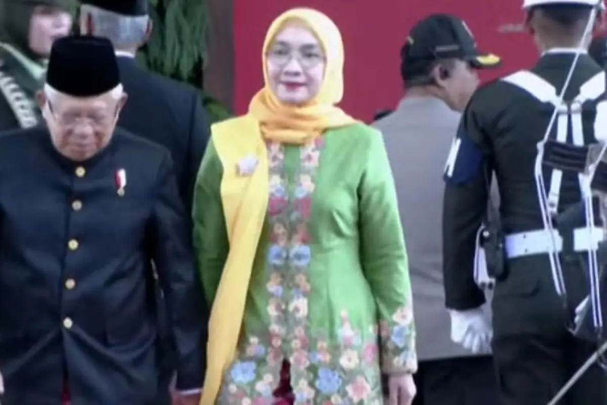 Wakil Presiden (Wapres) Ma'ruf Amin tiba di Gedung DPR/MPR RI, dalam rangka menghadiri pelantikan Presiden dan Wakil Presiden Periode 2024-2029.